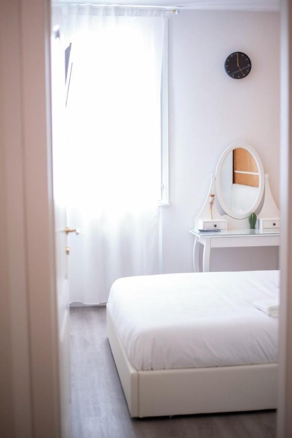 Isabel Apartaments Old Town Padova Bagian luar foto