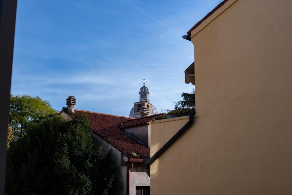 Isabel Apartaments Old Town Padova Bagian luar foto